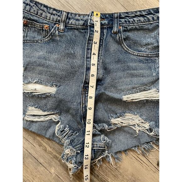 SIGNATURE 8 Distressed Jean Shorts Junior Size Medium Destroyed Cut Offs - Picture 2 of 7